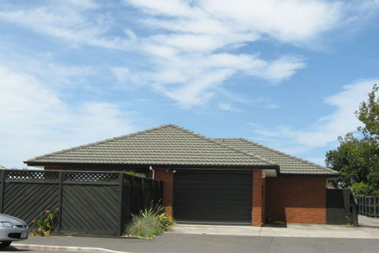 Photo of property in 3/288 Wainoni Road, Avondale, Christchurch, 8061