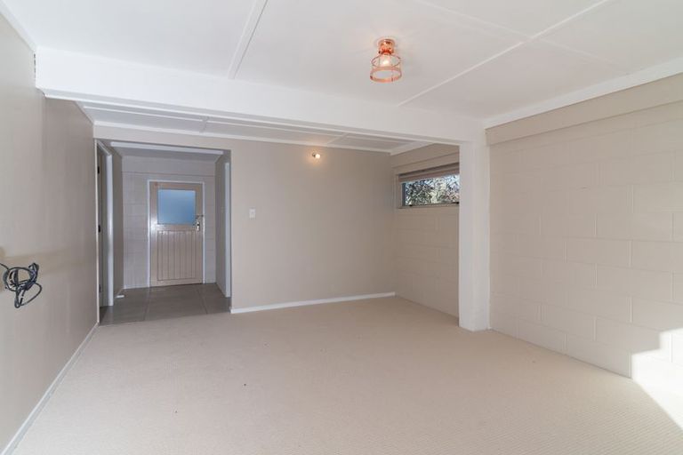 Photo of property in 16 Grayson Avenue, Mangakakahi, Rotorua, 3015