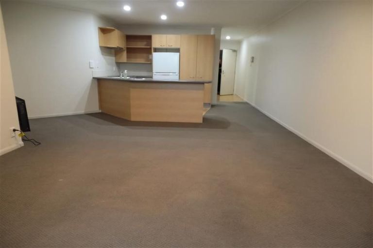 Photo of property in Paramount Apartments, 6/281 Maunganui Road, Mount Maunganui, 3116
