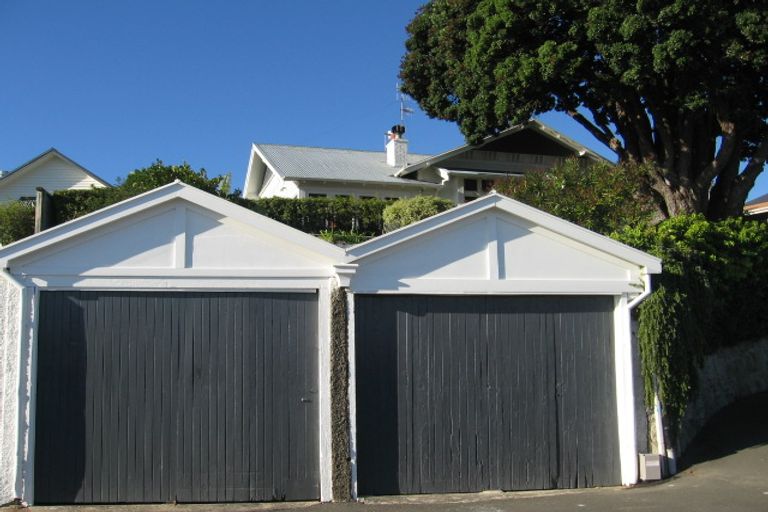 Photo of property in 7 Roslyn Road, Bluff Hill, Napier, 4110
