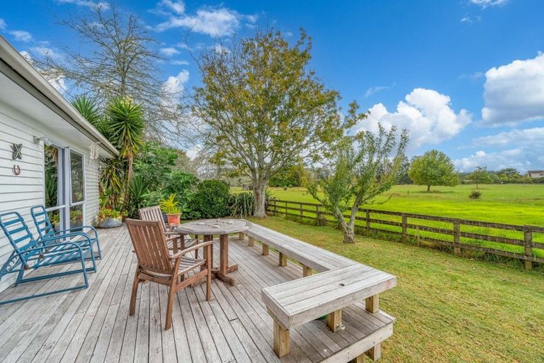 Photo of property in 44 Brookvale Lane, Taupaki, Henderson, 0782