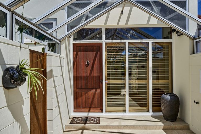 Photo of property in 5 Ngaio Street, Eastbourne, Lower Hutt, 5013