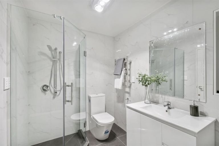 Photo of property in 2 Rashni Road, Flat Bush, Auckland, 2019