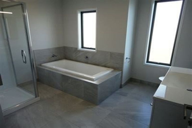 Photo of property in 194 Seventh View Avenue, Beachlands, Auckland, 2018