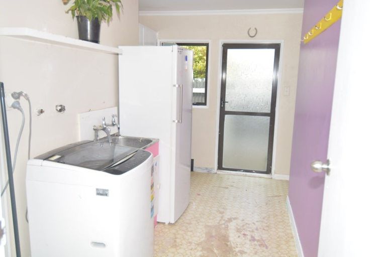 Photo of property in 249 Princes Street, Strathern, Invercargill, 9812
