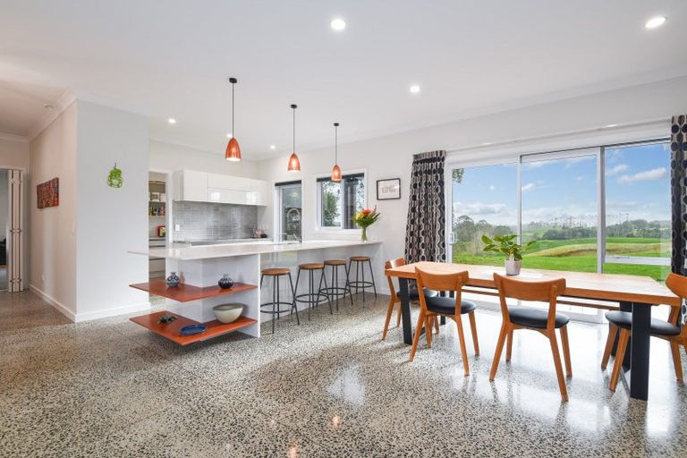 Photo of property in 297 Kaharoa Road, Hamurana, Rotorua, 3096