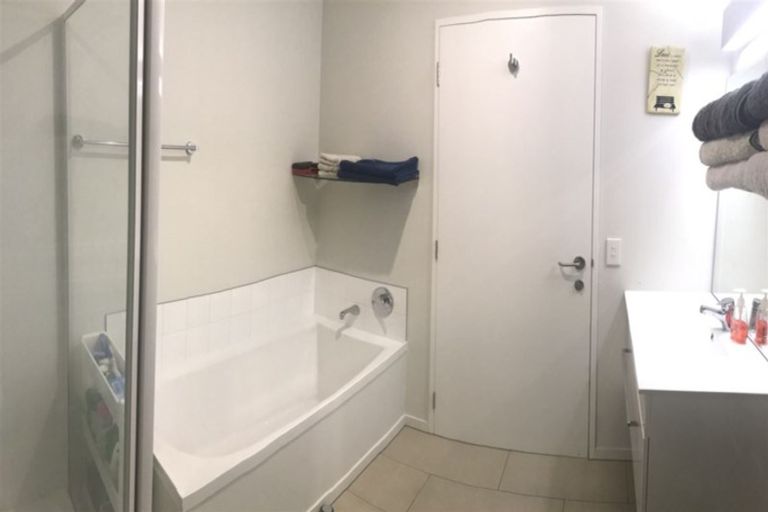 Photo of property in 1/87 Grafton Street, Waltham, Christchurch, 8011