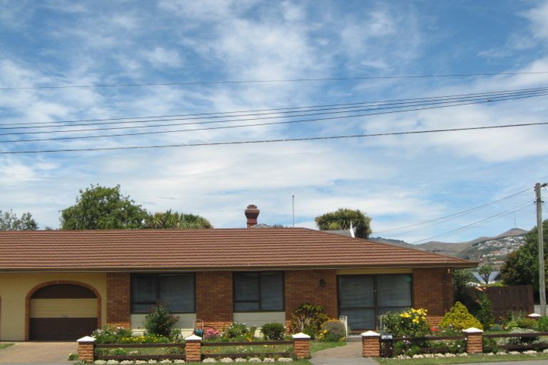 Photo of property in 1/2 Leitch Street, Somerfield, Christchurch, 8024