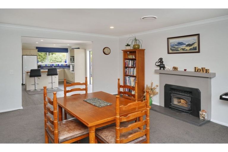 Photo of property in 133 Kendal Avenue, Burnside, Christchurch, 8053
