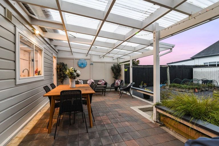 Photo of property in 18 Freyberg Street, Saint Kilda, Dunedin, 9012