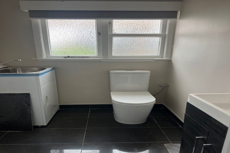 Photo of property in 8 Hamilton Road, Papatoetoe, Auckland, 2025