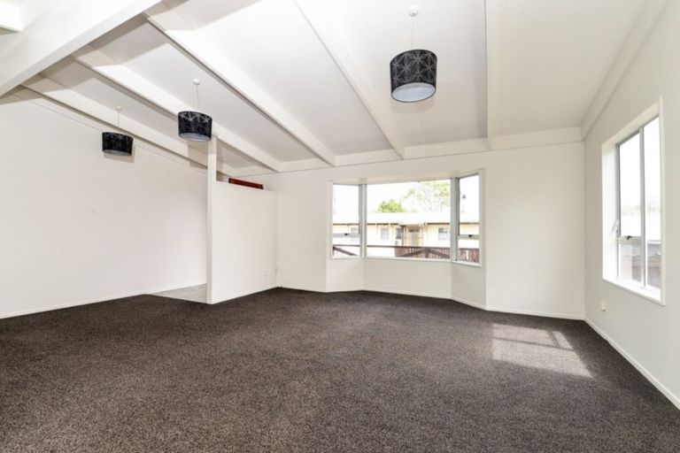 Photo of property in 150a Great South Road, Drury, 2113