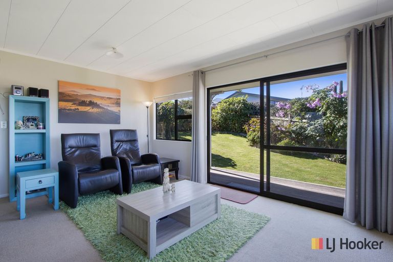 Photo of property in 12a Koutunui Road, Athenree, Katikati, 3177