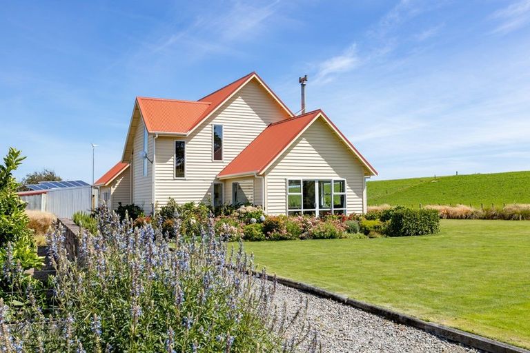 Photo of property in East Taratahi Road, East Taratahi, Carterton, 5887