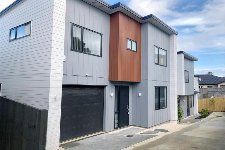 Photo of property in 21c Andrew Road, Howick, Auckland, 2010