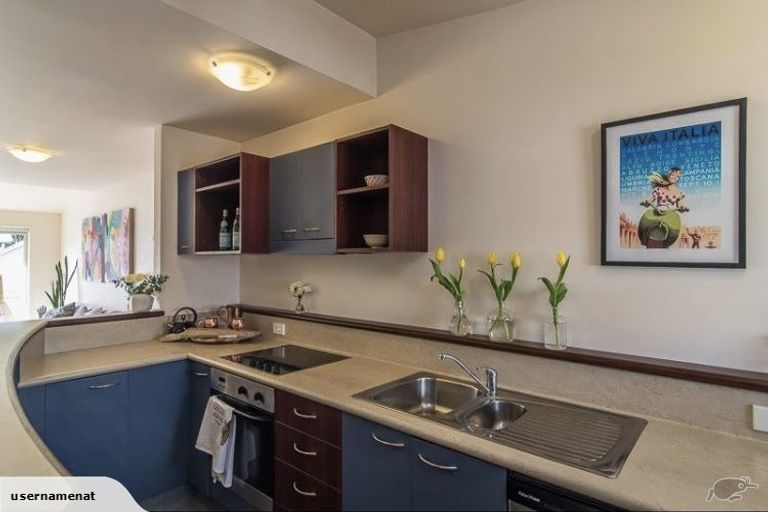 Photo of property in Luxford Villas, 305/72 Herald Street, Berhampore, Wellington, 6023