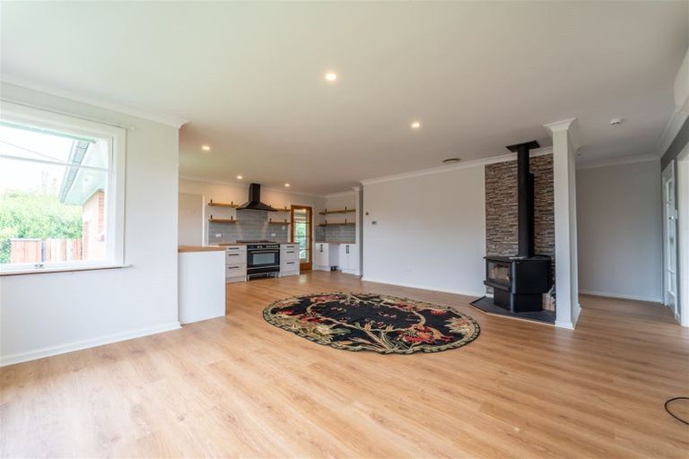 Photo of property in 1 Campbell Street, Geraldine, 7930