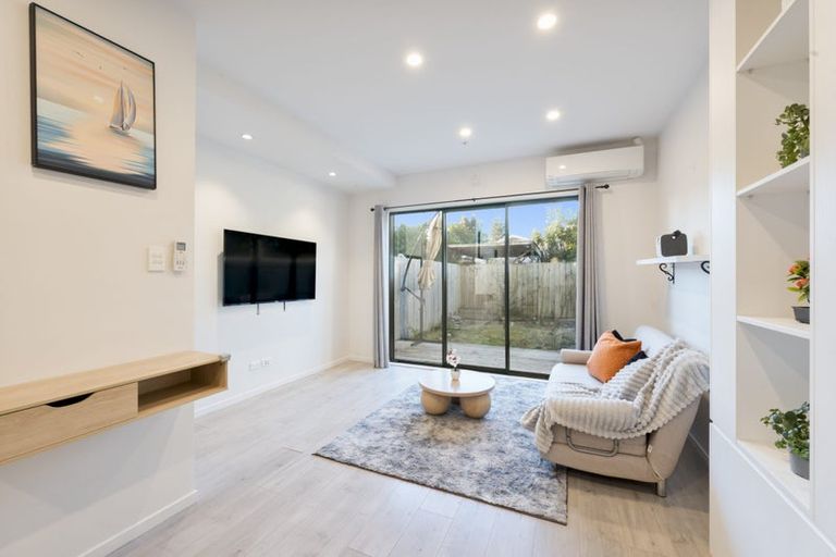 Photo of property in 2/46 Te Kanawa Crescent, Henderson, Auckland, 0610