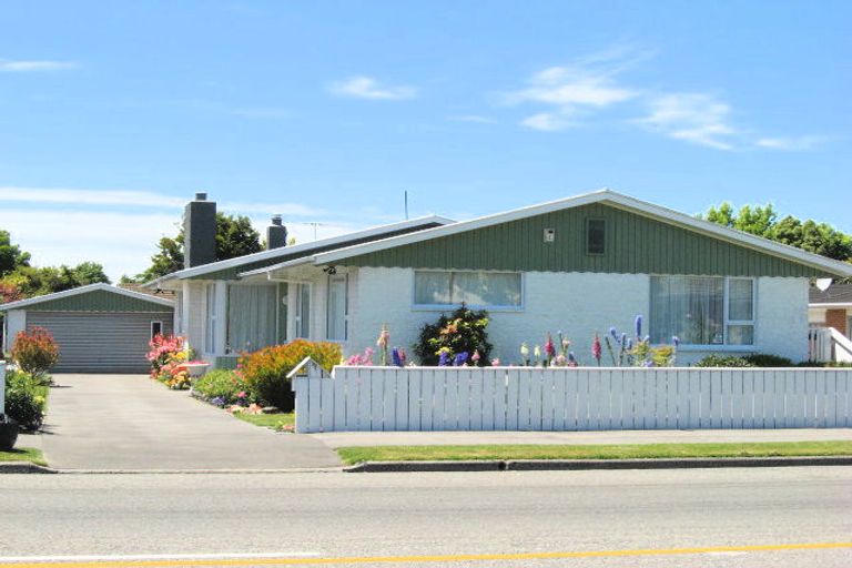 Photo of property in 260 Avonhead Road, Avonhead, Christchurch, 8042