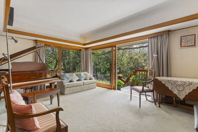 Photo of property in 63 Parkhill Road, Mellons Bay, Auckland, 2014