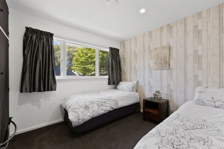 Photo of property in 9 Westburn Terrace, Burnside, Christchurch, 8041