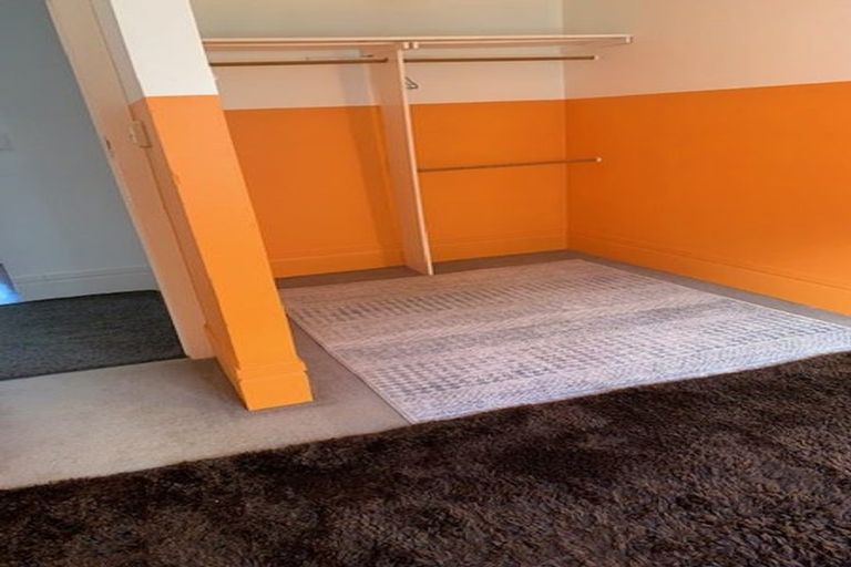 Photo of property in 75 Todman Street, Brooklyn, Wellington, 6021