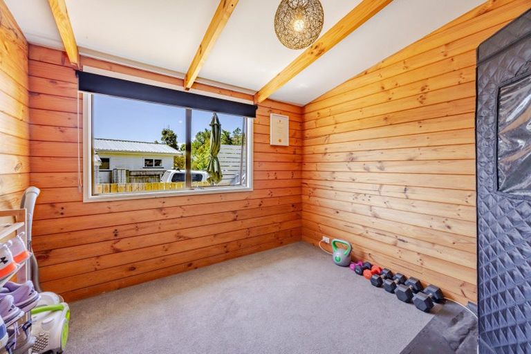 Photo of property in 33 Carruthers Street, Otane, 4202