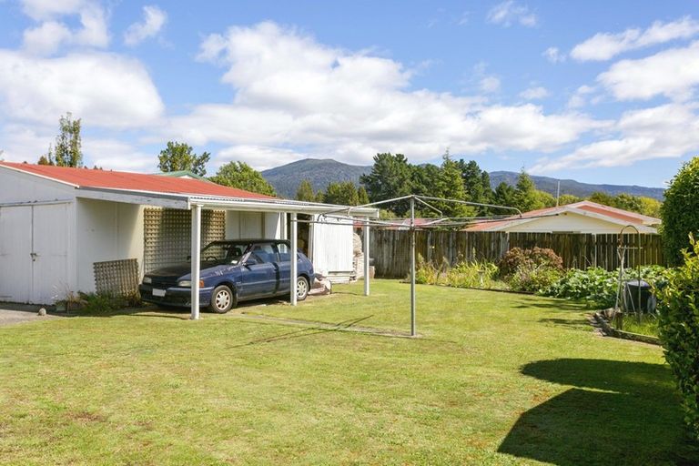 Photo of property in 41 Te Takinga Street, Turangi, 3334