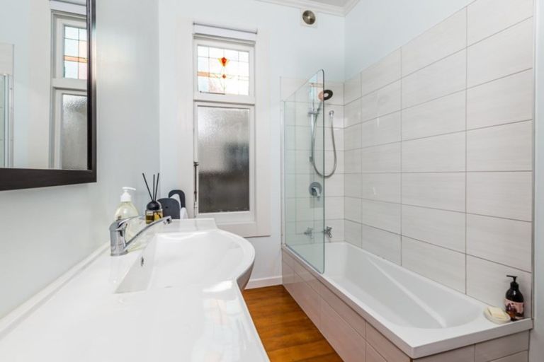 Photo of property in 806 Ellison Road, Parkvale, Hastings, 4122