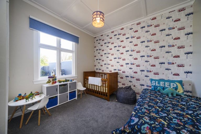 Photo of property in 46 Kingswood Street, Takaro, Palmerston North, 4412