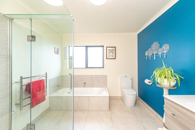Photo of property in 25 Edith Collier Drive, Otamatea, Whanganui, 4500