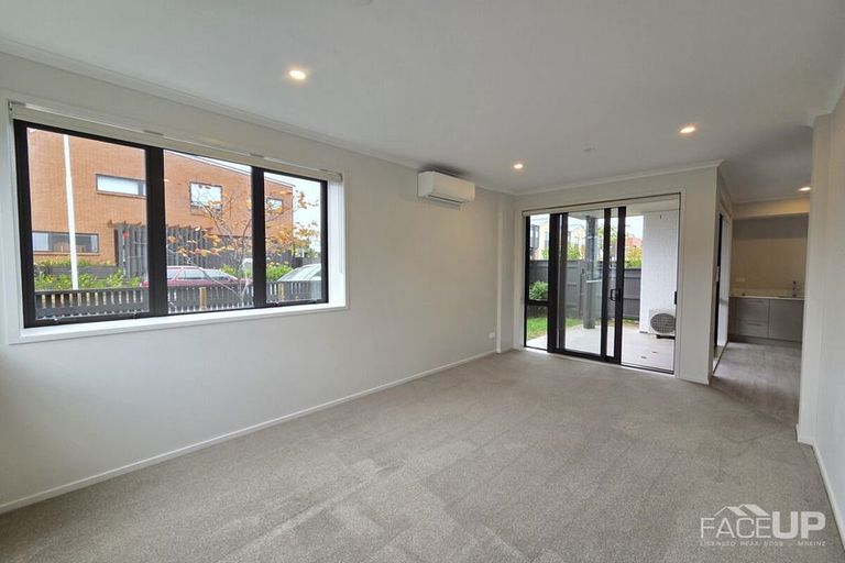 Photo of property in 3/96 Clark Road, Hobsonville, Auckland, 0616
