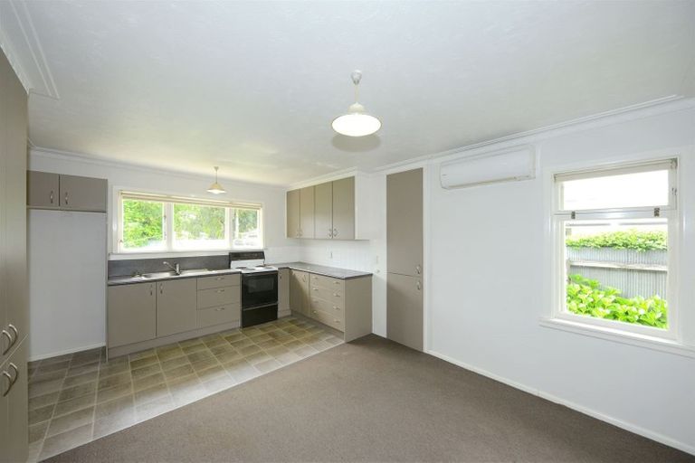 Photo of property in 14 Aileen Place, Upper Riccarton, Christchurch, 8041