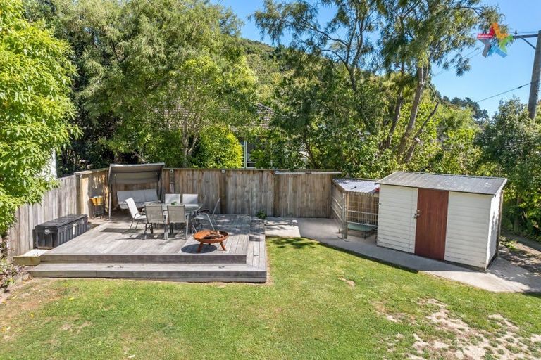 Photo of property in 44 Norton Park Avenue, Fairfield, Lower Hutt, 5011