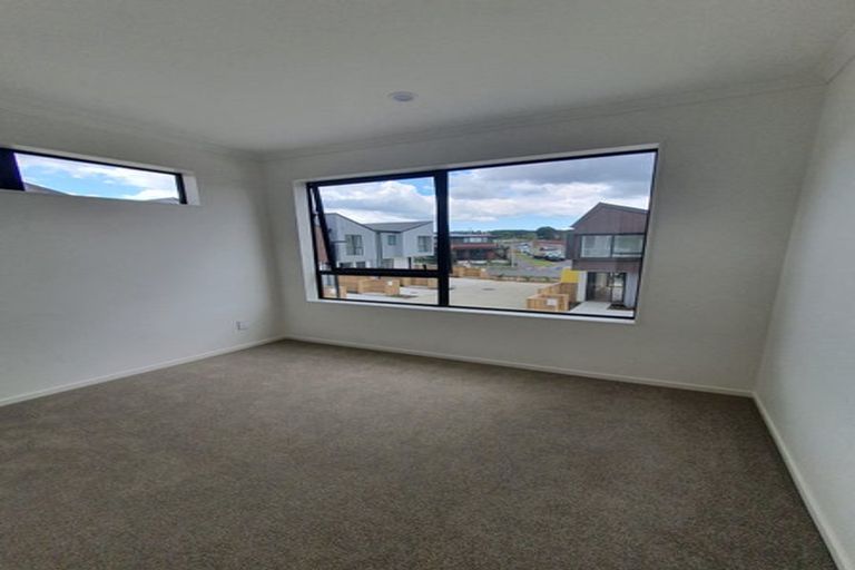 Photo of property in 48 Waipuhinui Way, Wiri, Auckland, 2104