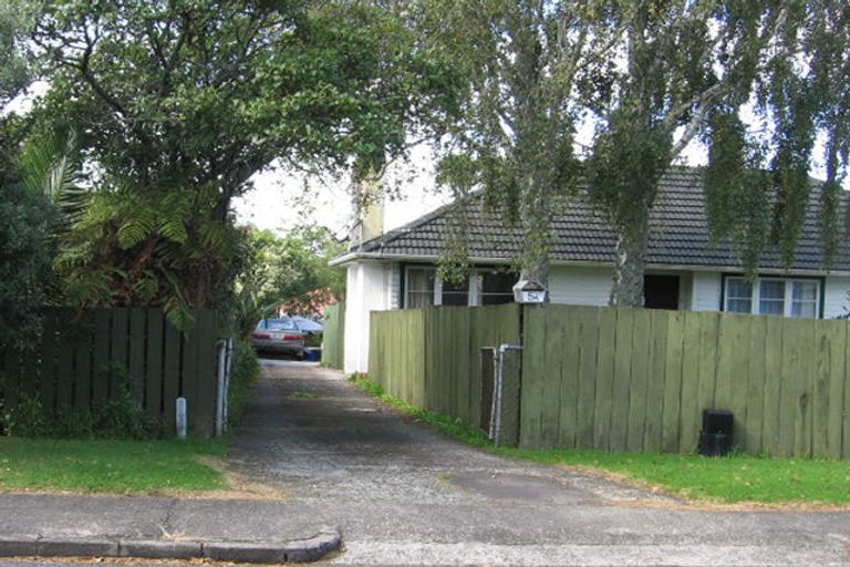 Photo of property in 1/5 Kervil Avenue, Te Atatu Peninsula, Auckland, 0610