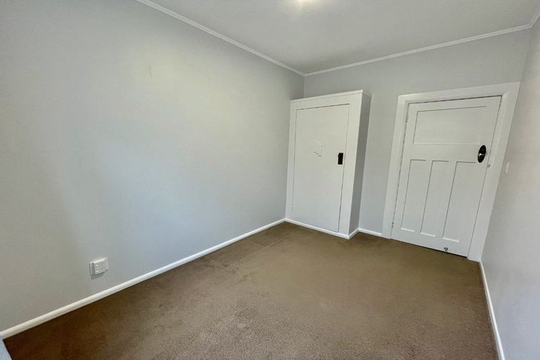 Photo of property in 73 Majoribanks Street, Mount Victoria, Wellington, 6011