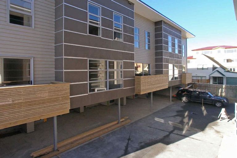 Photo of property in 3/123 The Parade, Island Bay, Wellington, 6023