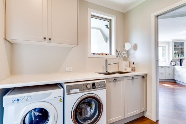 Photo of property in 56 Mcelwee Street, Jervoistown, Napier, 4112