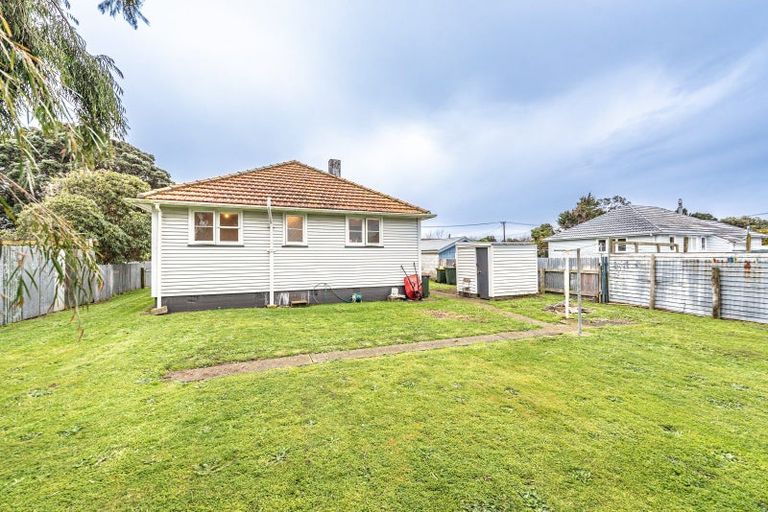 Photo of property in 39 Smith Street, Waverley, 4510