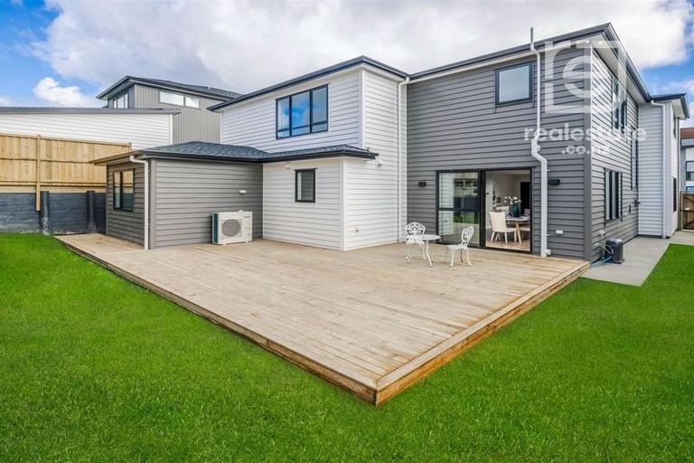 Photo of property in 7 Bendridge Street, Flat Bush, Auckland, 2019