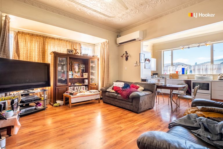 Photo of property in 16 Law Street, Caversham, Dunedin, 9012