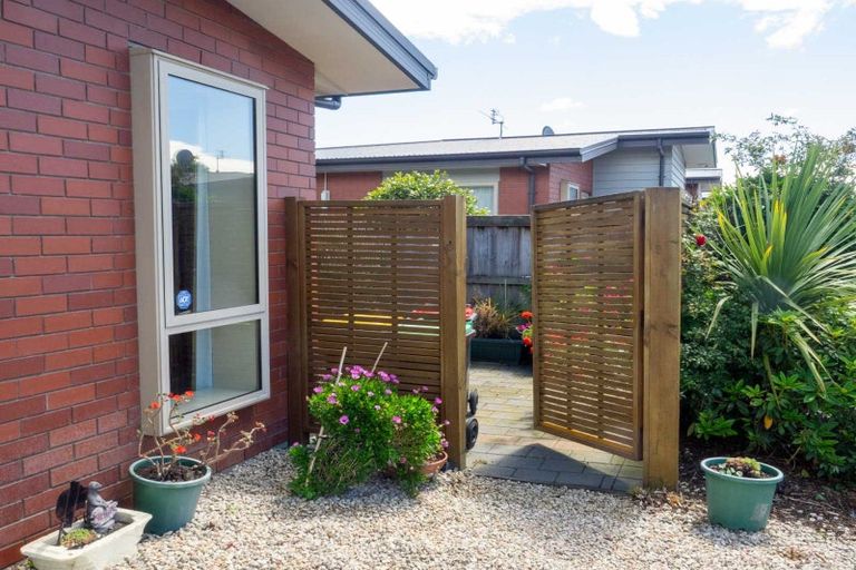 Photo of property in 11/25 Tilford Street, Woolston, Christchurch, 8062