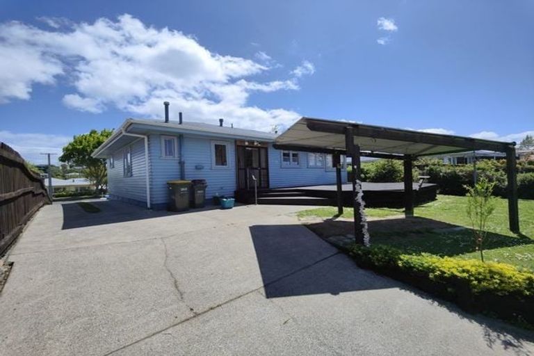 Photo of property in 55 Mount View Road, Melville, Hamilton, 3206