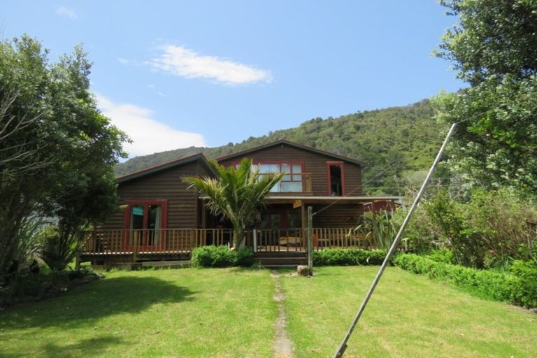 Photo of property in 107 Torea Street, Granity, 7823