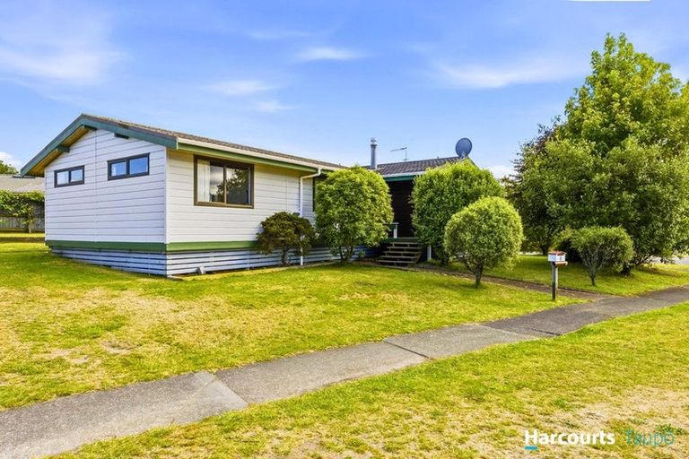 Photo of property in 6 Newberry Place, Richmond Heights, Taupo, 3330