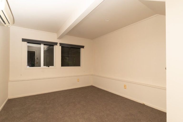 Photo of property in 1/2 Karapiti Place, Glen Eden, Auckland, 0602