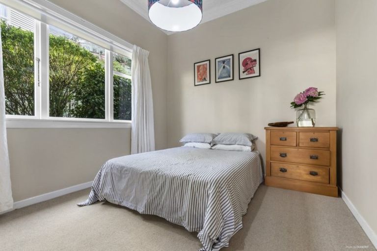 Photo of property in 8 Henry Street, Kilbirnie, Wellington, 6022