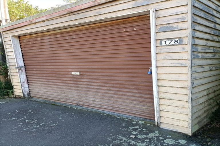 Photo of property in 178 Pembroke Road, Wilton, Wellington, 6012