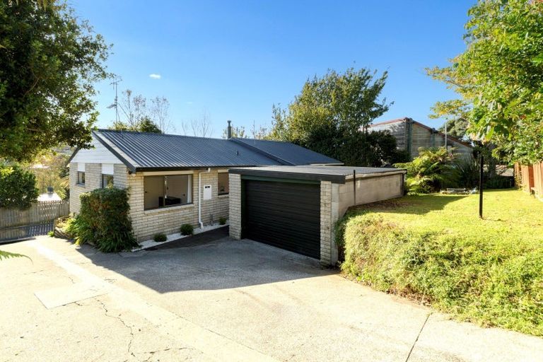 Photo of property in 129a Hinewa Road, Otumoetai, Tauranga, 3110